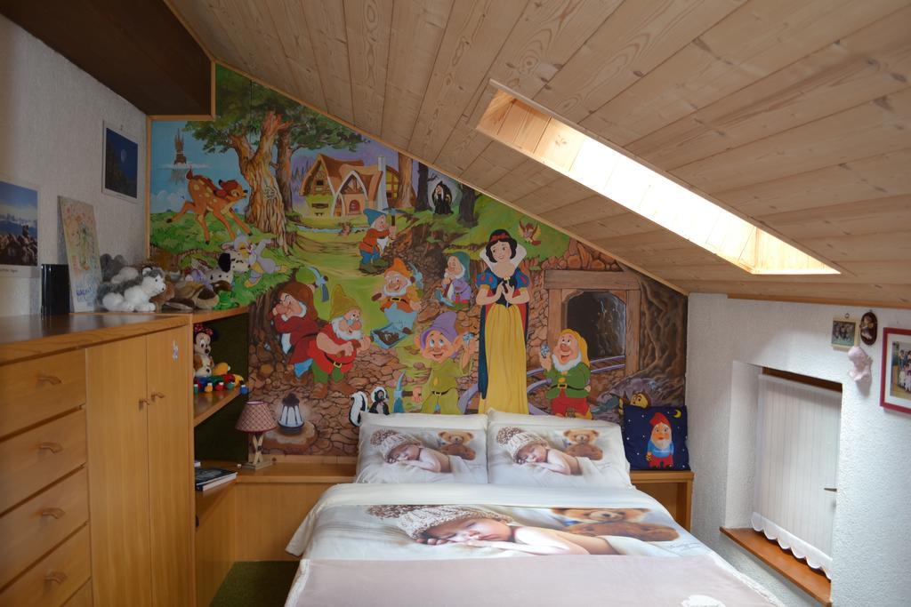 B&B La Tana Dell'Orso - Die Baerenhoehle Castello-Molina di Fiemme Exterior foto